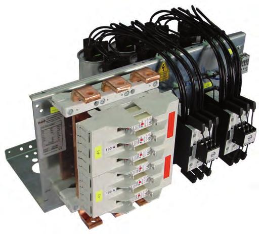 Zakres mocy: od 25 do 100kvar na moduł Kompaktowa zabudowa modułów w szafach do 500kvar Pasują to wszystkich standardowych systemów szaf Łatwa i szybka zabudowa w szafach Kondensatory kompensacyjne
