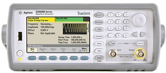 Po uruchomieniu programu należy nawiązać połączenie z oscyloskopem. W tym celu należy wybrać polecenie Connect to Oscilloscope z menu Tools lub klikając na odpowiednią ikonę skrótu w pasku zadań.