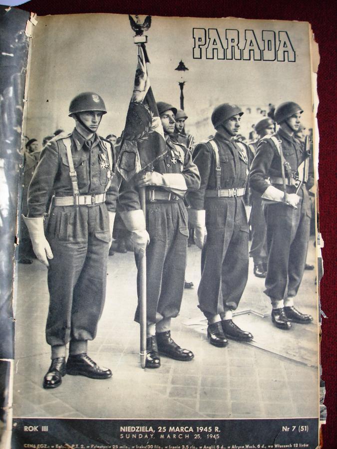 Dywizja przechodziła wiele zmian strukturalnych i organizacyjnych. W 1949 r. została przeformowana na dywizję zmotoryzowaną, w 1950 r. na zmechanizowaną, a w 1963 r. na pancerną. W 1990 r.