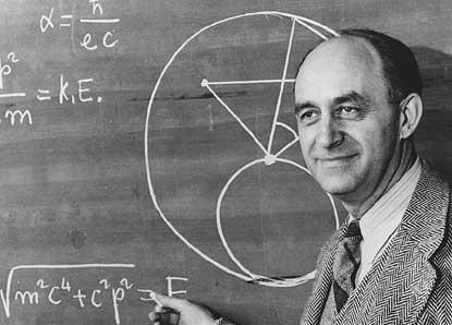 Enrico Fermi W 1926 roku Fermi opracował kwantową statystykę cząstek o spinie połówkowym fermiony, statystyka Fermiegio-Diraca, gaz Fermiego W 1933 roku stworzył nowoczesną