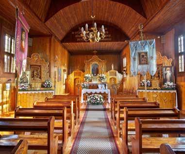 Obecnie jest to kościół rzymskokatolicki pw. Wniebowzięcia NMP. Drewniana cerkiew prawosławna pw.