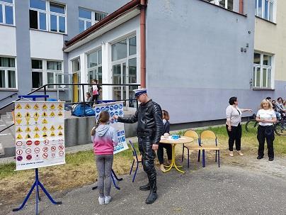 nasadzenie drzewek przez Nadleśnictwo Wejherowo na terenie lasów Helskich; 3.