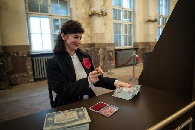 Precz rajstopy i goździki, czyli Dzień Kobiet po gdyńsku Poetycko, twórczo i nieszablonowo tak zapowiada się świętowanie Międzynarodowego Dnia Kobiet w naszym mieście.