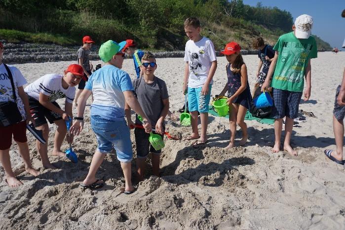 Relacja uczniów z Zielonej Szkoły-maj 2018 W dniu 15 maja 2018 r.