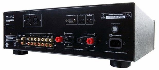 1 kanałów, 2 x stereo RCA, 1 x kompozytowe wideo, 2 x komponent wideo, Słuchawkowe 1/4" Wyjścia cyfrowe: 2 x HDMI, 1 x koncentryczne, 1 x optyczne Obsługiwane formaty dźwięku: Dolby