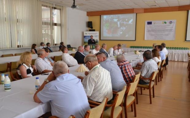 Tematyka: Seminarium dotyczyło obszaru zarządzania produkcją zwierzęcą, z uwzględnieniem tematyki genomiki w ujęciu naukowym i w praktyce rolniczej, problematyki GMO pasze ze składnikami