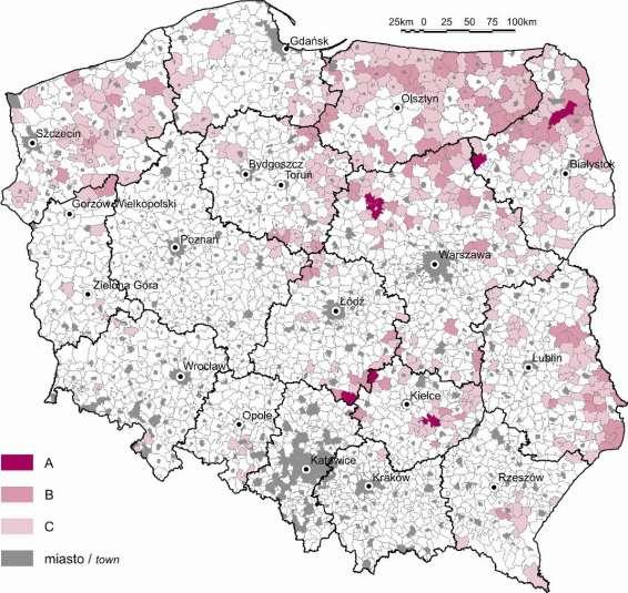 Obszary problemów społecznych - synteza A obszary skrajnie problemowe (5 punktów), B obszary problemowe (4 punkty), C obszary przejściowe (3 punkty) Kryteria współczynnik feminizacji <98, udział osób