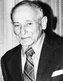 Opracował monografie poświęcone 25 i 40-leciu Oddziału Warszawskiego PZITS. Należy także przypomnieć Jego działalność w Kołach Zakładowych PZITS. W roku 1952 utworzył w MPWiK w m. st.