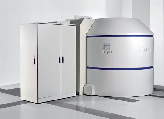 Cyklotron firmy Simens rozpędzający cząstki do energii 11MeV na potrzeby medyczne (tomografia PET).