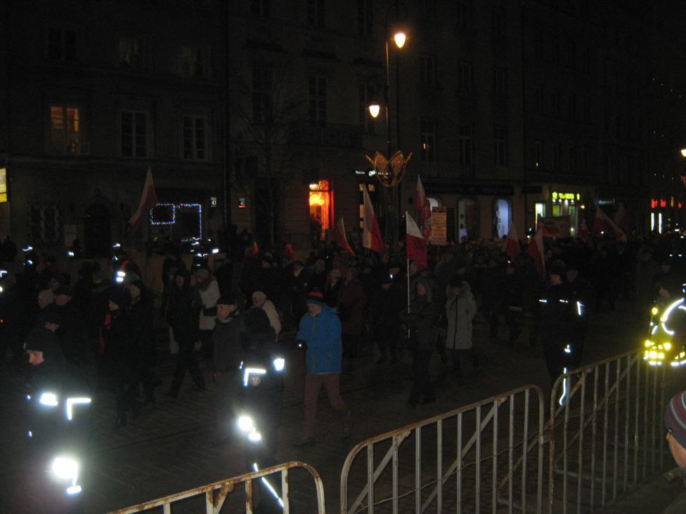 W rejonie tych blokad zbierały się również rezerwowe oddziały Policji.