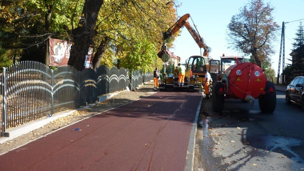 Układanie warstwy ścieralnej