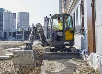 Tryb ECO pozwala wybrać ustawienia maszyny dopasowane do konkretnej pracy i umożliwiające osiągnięcie imponująco niskiego zużycia paliwa.