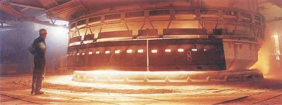 Fotowoltaika Metallurgical grade silicon is commercially prepared by the reaction of high-purity silica with wood, charcoal, and coal in an electric arc furnace using