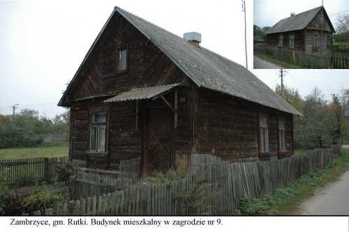 Nr karty ewidencji zabytków: 44 Dom zbudowany na początku XX wieku. Budynek drewniany. Posadowiony na kamiennym fundamencie na zaprawie, częściowo otynkowany. Ściany konstrukcji sumikowo-łątkowej.