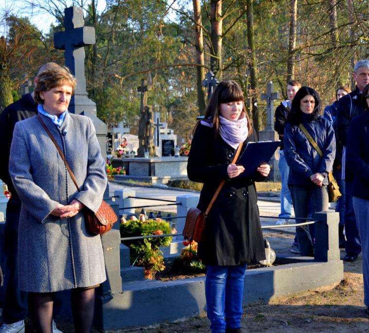 Po południu wszyscy uczestnicy imprezy pojechali autokarem do Rowin.