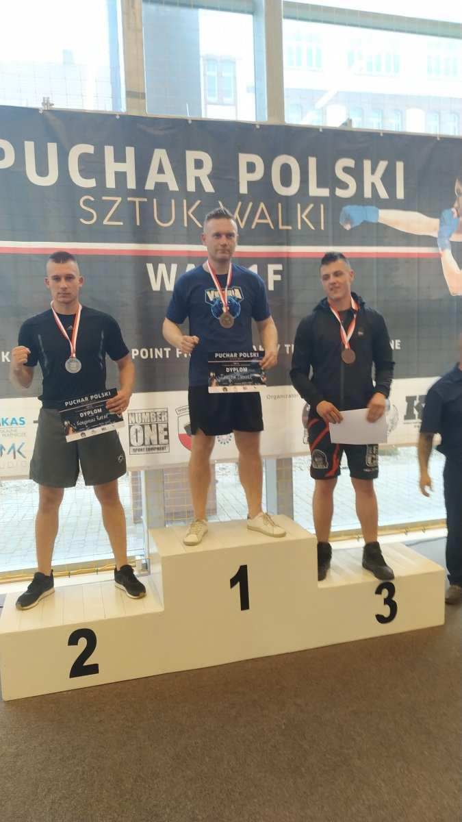 STRONA 7 Sportowe sukcesy mazowieckich policjantów Dwa złote medale i jeden srebrny zdobył podczas Mistrzostw Europy w kulturystyce - st. sierż.