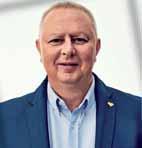 ARTYKUŁ RECENZOWANY NAJWYŻEJ CENIONE, W ODNIESIENIU DO DIAMENTÓW O BARWACH FANTAZYJNYCH, SĄ EKSPERTYZY GEMOLOGICAL INSTITUTE OF AMERICA, KTÓRY DYSPONUJE KILKOMA TYSIĄCAMI DIAMENTÓW PORÓWNAWCZYCH.