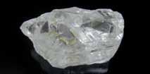 Po zmianach ALROSA ma obecnie podpisane kontrakty na dostawy surowca jubilerskiego z 8. firmami krajowymi i 48. zagranicznymi z Belgii, Indii, Chin, Izraela i Anglii oraz z 4. firmami krajowymi i 7.