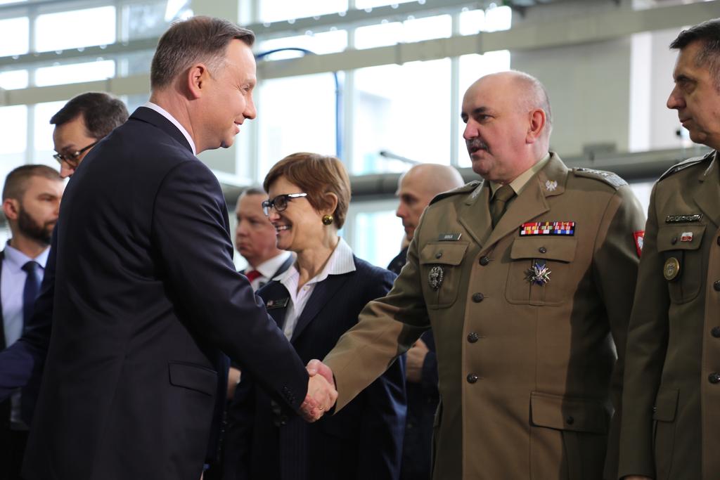 "Patrioci witają Patrioty" Uroczystość podpisania umowy na pierwszy etap Wisły miała szczególną oprawę ceremonialną.