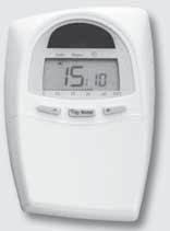 Nadajnik na podczerwień posiada czytelny wyświetlacz LCD, który równocześnie wyświetla temperaturę pomieszczenia, wymaganą terperaturę, rodzaj pracy oraz funkcję BOOST.