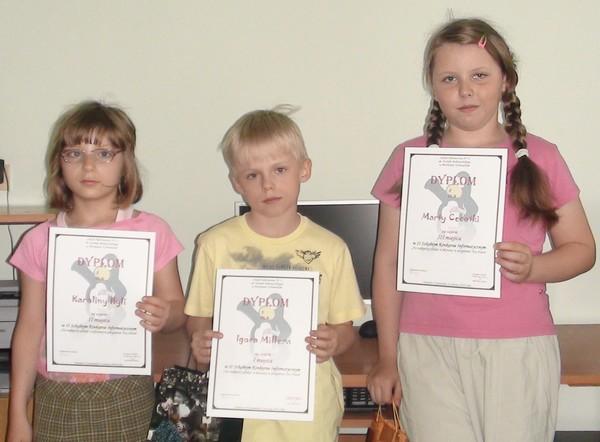 Sukcesy szkolne w roku 2009/2010 W Konkursie Informatycznym dla klas II na najciekawszą grafikę wykonaną w