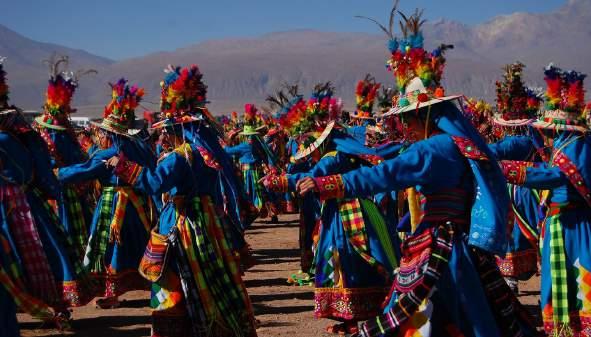 dwudniowa wycieczka do Machu Picchu w dniach 6 i 7, w cenie: transfery i transport drogowy oraz kolejowy, opieka miejscowego przewodnika, trekkingi, wyżywienie, 2 noclegi w Aguas Calientes w