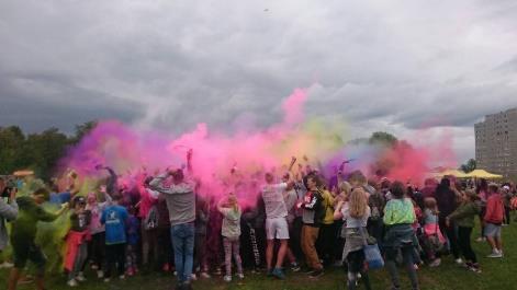 miejskich promujących III sektor (Piknik Rodzinny, Święto Lata, wydarzenia związane z 800-leciem)