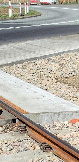 wykonanie nawierzchni kolejowej normalnotorowej (1435 mm) lub szerokotorowej (1520mm), minimalny promień to 160 m, przytwierdzenie według projektu lub występującego na danej linii kolejowej, zarówno