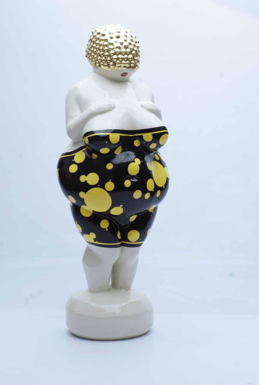 4 2. Mariusz Dydo Lady Venus model Dots z cyklu Powrót Legendy, 2017 ceramika malowana podszkliwnie i