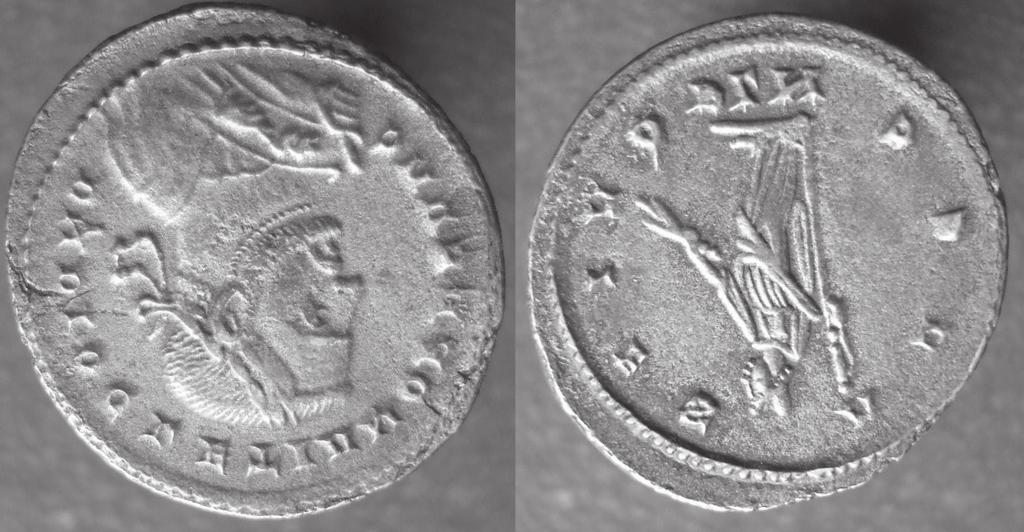 RIC VI Trev 712. Oznaczenie mennicy: P(ECUNIA) L(ON- DI)N(IUM) 21, 305 r. Źródło: https://commons.wikimedia.