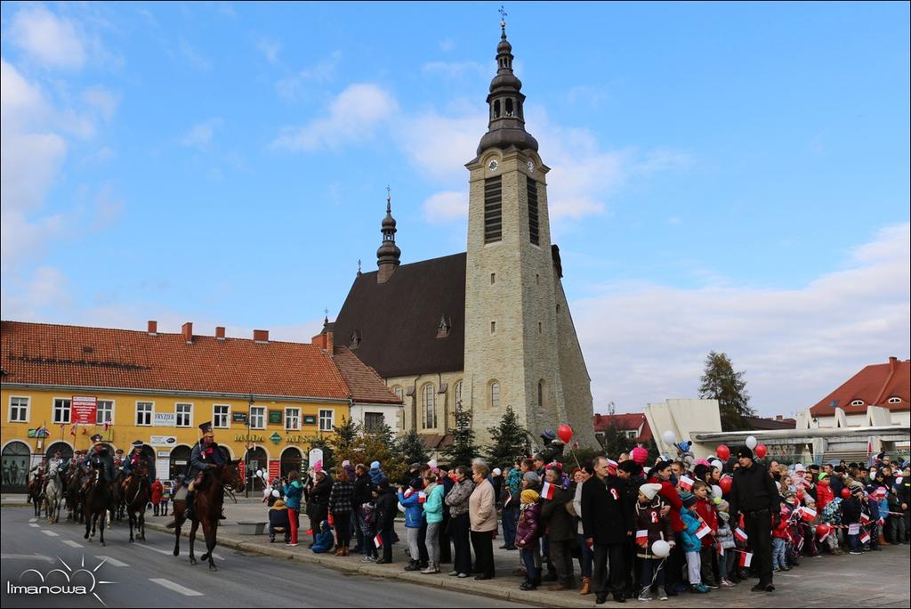 Podczas uroczystości poświęconej ojczyźnie i