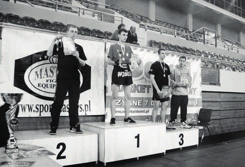 Krzysztof Kiszka na podium w Mistrzostwach Polski Juniorów Walkę o finał przegrała na punkty z Karoliną Gleisner z Zielonej Góry.