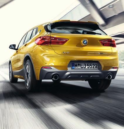 CAŁKIEM NOWE BMW X2. Absolutnie wyjątkowe. Ekstremalnie niezwykłe. Nowe BMW X2 już na pierwszy rzut oka demonstruje swoje sportowe ambicje.