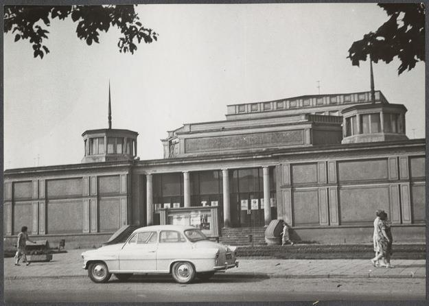 Z tych placówek kulturalnych do dnia dzisiejszego funkcjonuje tylko to ostanie kino ( os. Górali 5, Ośrodek Ku