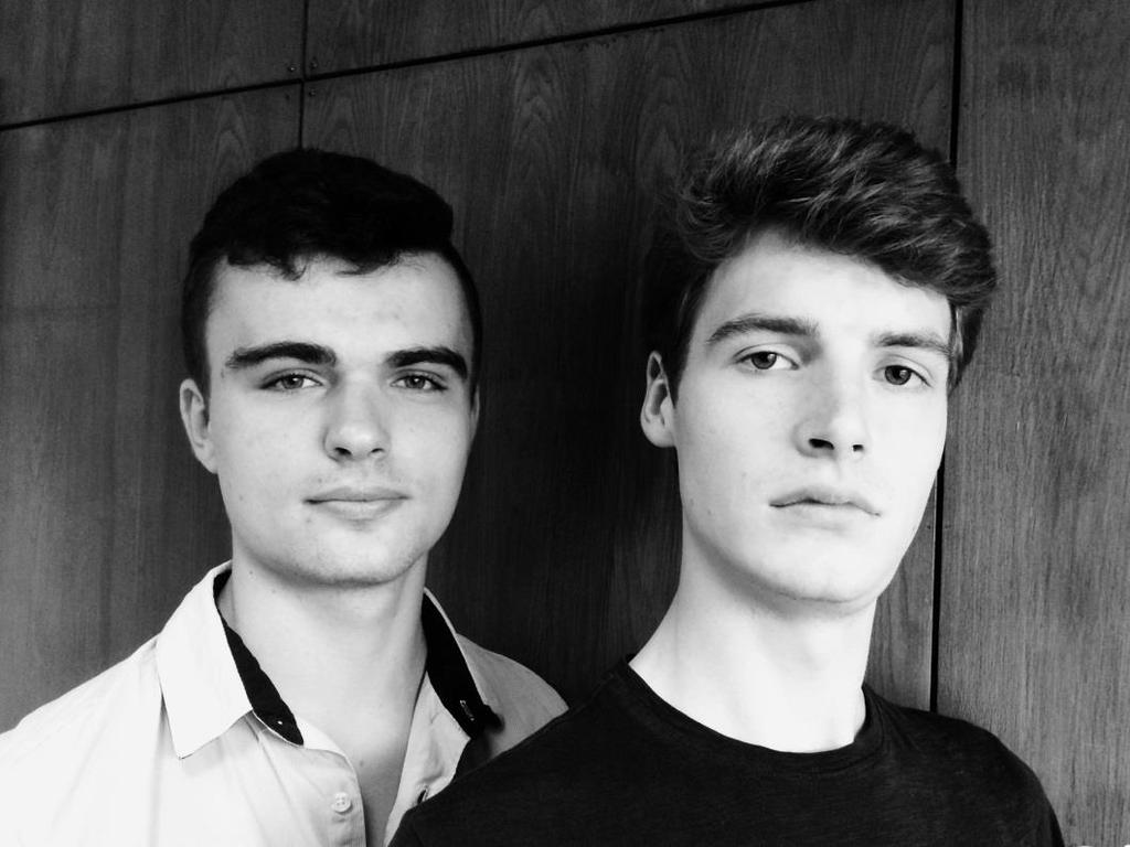 fot. Jędrzej Jarocki Duet: Dawid Rydz & Radosław Jarocki Duet, w którego skład wchodzą akordeonista Dawid Rydz oraz altowiolista Radosław Jarocki, powstał we wrześniu 2015 roku.