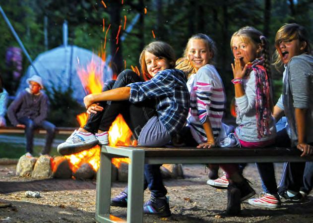 PROPOZYCJE POBYTU 3-DNIOWEGO 9 Realizację programu dostosowujemy do wieku uczestników 9 AKCJA ANIMACJA 9 AKCJA ANIMACJA Zajęcia: 9 + 1 dodatkowe PROPOZYCJA DLA TYCH, KTÓRZY PRAGNĄ PRZEDE WSZYSTKIM