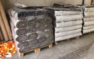 PRZENOSZENIE I PRZECHOWYWANIE TILTEX 7 / TILTEX PLUS 7 Wymiary Numery katalogowe Przechowywanie m²/ciężarówka 5 m x 20 ml 00118648 / 00118651 Pakowane pojedynczo 3000 m² (30 rolek) na ciężarówkę 2,5