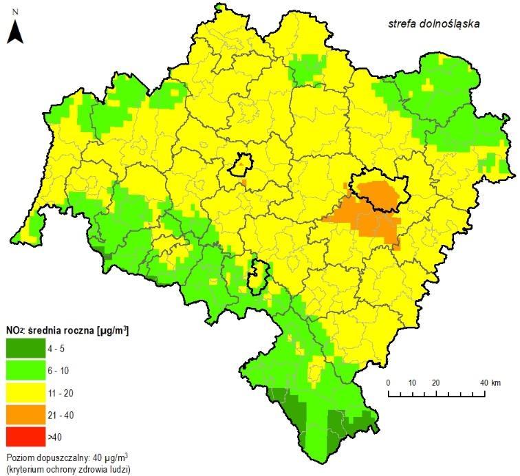 Modelowanie jakości powietrza na podstawie danych o źródłach emisji zanieczyszczeń do powietrza i danych meteorologicznych umożliwia szacowanie poziomu stężeń substancji na obszarach, na których nie