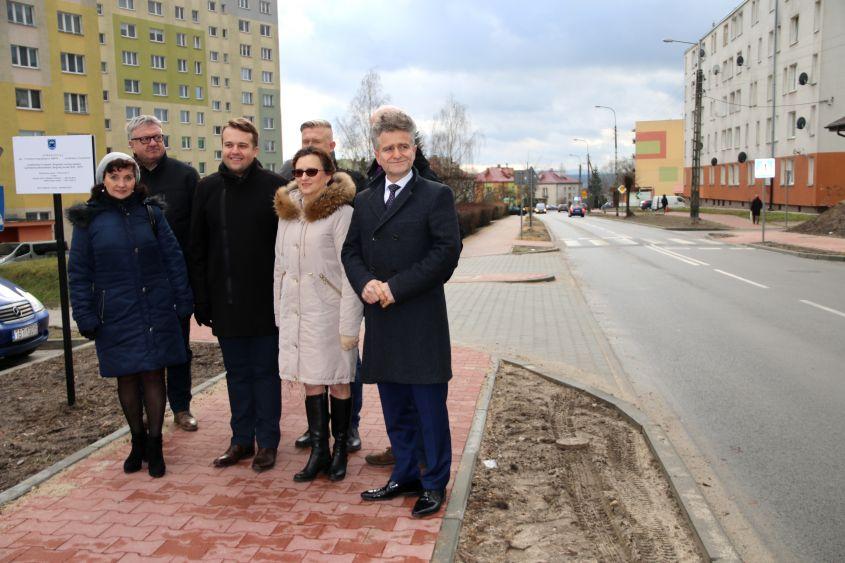 Pośród ulic wyremontowanych przy wsparciu funduszy pochodzących spoza budżetu miasta znalazła się jedna z najczęściej uczęszczanych dróg w mieście jaką niewątpliwie jest ul. Kościelna.