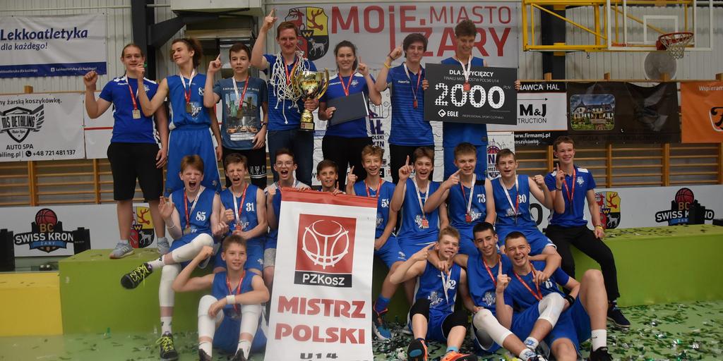 Dyrektorem Sportowym w Stowarzyszeniu jest wielokrotna reprezentantka Polski w koszykówce, olimpijka, osoba mocno związana zarówno z wielkopolskim środowiskiem sportowym, jak i przede wszystkim, ze