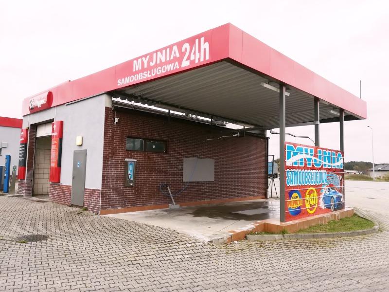 Skwierzyna W Skwierzynie, przy stacji paliw Pieprzyk oddaliśmy do użytku automatyczną, 3-szczotkową myjnię firmy Istobal.