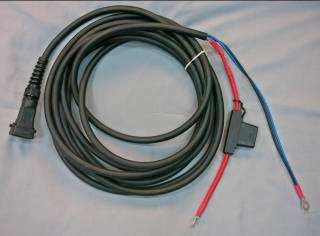 7 5.5 Podłączenie elektryczne Dostarczany seryjnie kabel elektryczny 8 m musi być podłączony do akumulatora bezpośrednio od modułu sterującego.