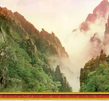 Dalej szlak wiedzie przez Tiandu Feng (Niebia ski Główny Szczyt ), Szczyt Kwiatu Lotosu (1864 m n.p.m.) oraz Baibu Yunti (Drabin w Chmurach).