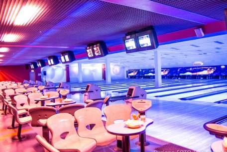 tory bowlingowe 280 m 2 klubu tanecznego KLUB ARCO Zapraszamy do