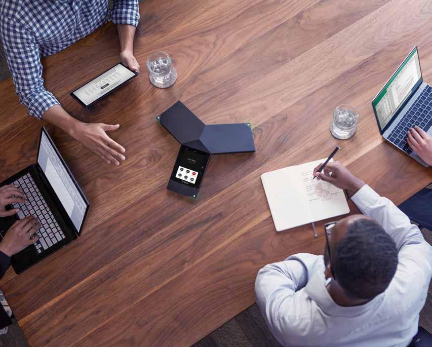 Polycom Trio Inteligentne systemy konferencyjne dostosowane do wszystkich pomieszczeń konferencyjnych Polycom Trio łączy legendarną jakość