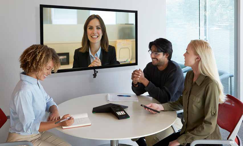 1 Polycom Trio to znacznie więcej niż telefon konferencyjny. Za jego pomocą można prowadzić połączenia głosowe i wideo, a także udostępniać treści! To trzy powody... w końcu mówimy o Polycom Trio!
