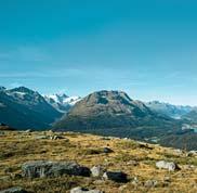 Odcinek kolejowy Albula/ Bernina uważany jest za jedną z najbardziej spektakularnych tras kolejowych na świecie.