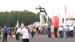 https://www. Już za miesiąc Zielone AGRO SHOW! Na wystawie Zielone AGRO SHOW co roku gromadzi się blisko 30 tysięcy zwiedzających. fot. Zielone AGRO SHOW 26 maja wystartuje Zielone AGRO SHOW 2018.