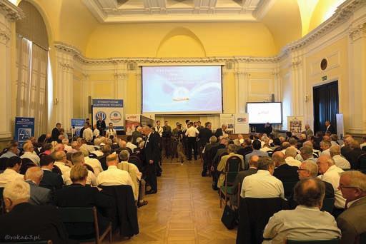 Przebieg obrad XXXIX Nadzwyczajnego Walnego Zjazdu Delegatów SEP Wprowadzenie sztandaru