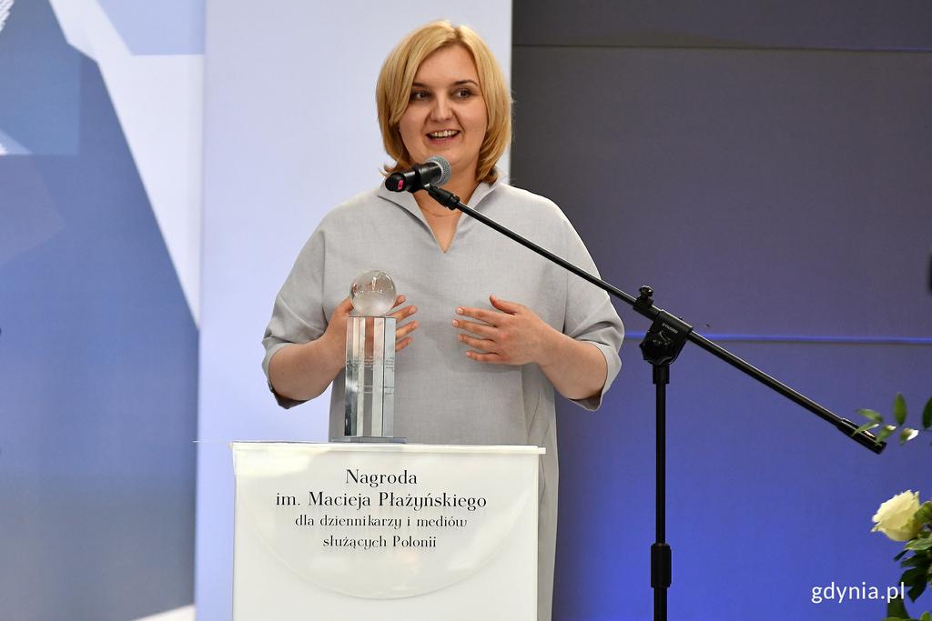 W kategorii dziennikarz medium polonijnego nagrodę otrzymała: Ilona Lewandowska z Litwy. To jedna z redaktorek Kuriera Wileńskiego.